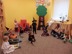 OSLAVA HALLOWEENU V MATEŘSKÉM CENTRU _14