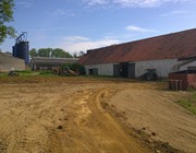 4. Nádvoří u penzionu  (za dílnou) Závěr (2)